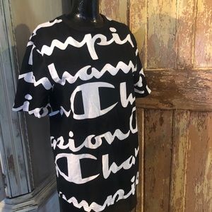 Champion black and white t shirt